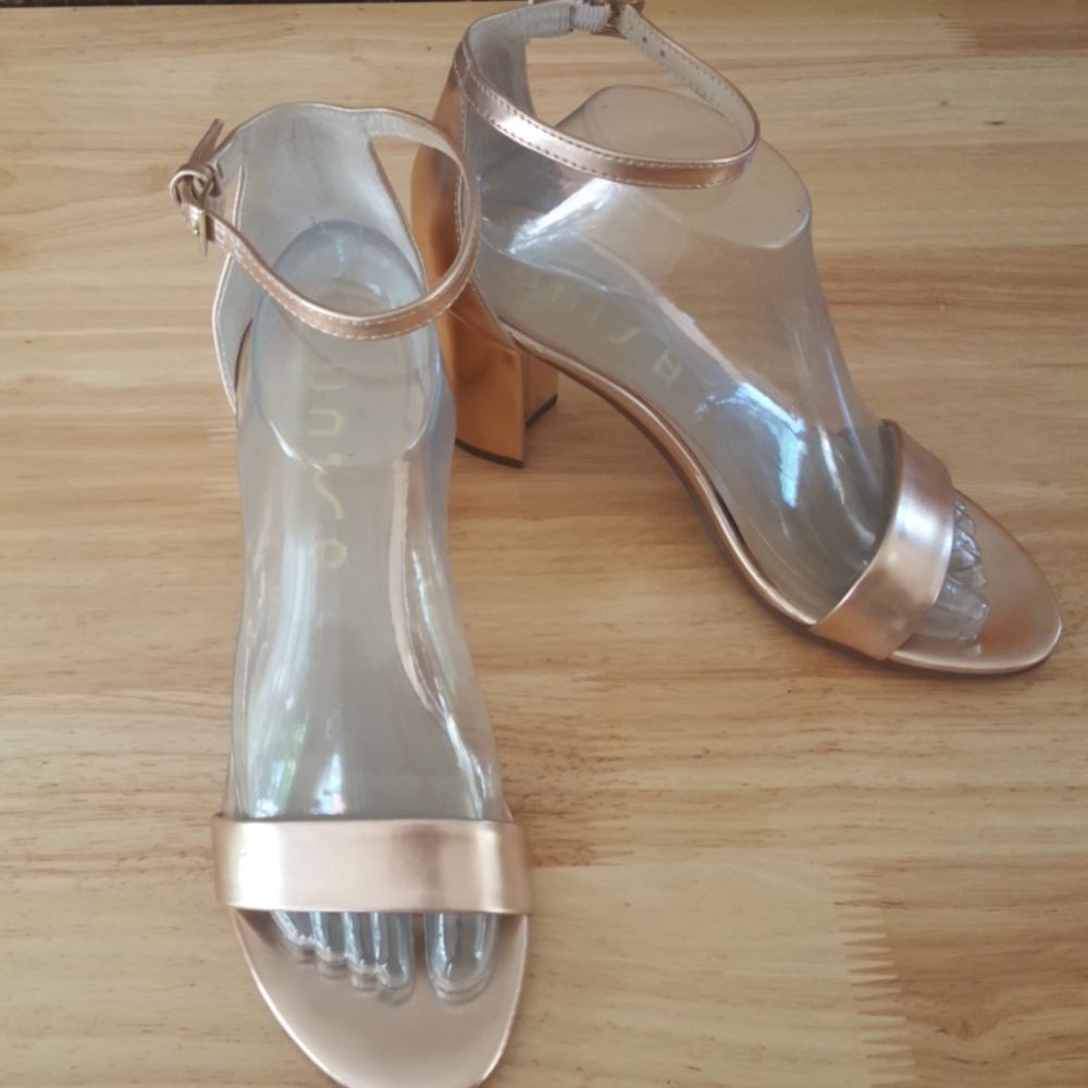 Unisa Heels.